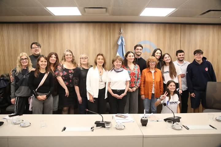 En este momento estás viendo SADOP CABA participó y acompañó de la presentación del Proyecto Nacional de Inclusión Digital Educativa